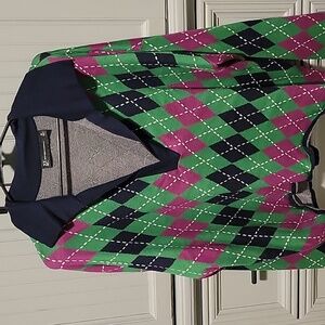 New York and company long sleeve deep v-neck top, Size XL